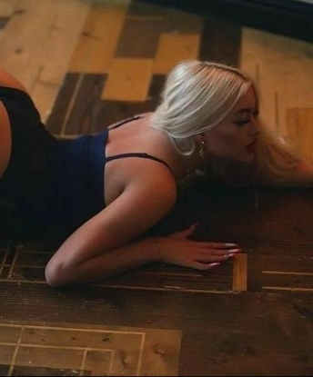 Со мной ты окунешься в мир наслаждений и страсти.
Мои услуги приносят массу удовольствия: классический секс, оральный секс, эротический массаж. У меня есть опыт в ролевых играх, фетише и секс-игрушках. Я открыта для экспериментов и готова исполнить твои самые потаенные фантазии.
У меня прекрасные отзывы от моих довольных клиентов, которые говорят о моей профессионализме и умении доставлять удовольствие.
В моих фото ты увидишь мою изящность и сексуальность. Я всегда выгляжу сногсшибательно и стильно.
Не упусти возможность провести незабываемое время со мной! Жду тебя! 😘💋 1630, 20 лет