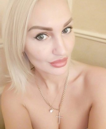 Очаровательная и игривая красотка поможет тебе забыть обо всем. В моих нежных объятиях ты откроешь для себя новый мир удовольствия. Позвони, и я стану твоей главной фантазией! 2746, 32 года