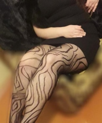 Рада приветствовать вас в моем мире наслаждения и удовольствия! 💋
У меня широкий спектр услуг, и я готова побаловать вас своими умениями и талантами. Будь то умопомрачительный эскорт, утонченный массаж или фантастическое время вдвоем - я сделаю все, чтобы удовлетворить ваши самые сокровенные желания. 💫
У меня множество отличных отзывов от моих довольных клиентов, которые охарактеризовали меня как безупречную девушку, полную страсти и энергии. 🌟
Не забудь взглянуть на мои фотографии, чтобы убедиться, что я искренне красива и соблазнительна. Ты приятно удивишься! 📸
Не упускай возможность окунуться в мир наслаждения с самой очаровательной девушкой в Москве. Жду с нетерпением нашей встречи! 😉 4225, 25 лет